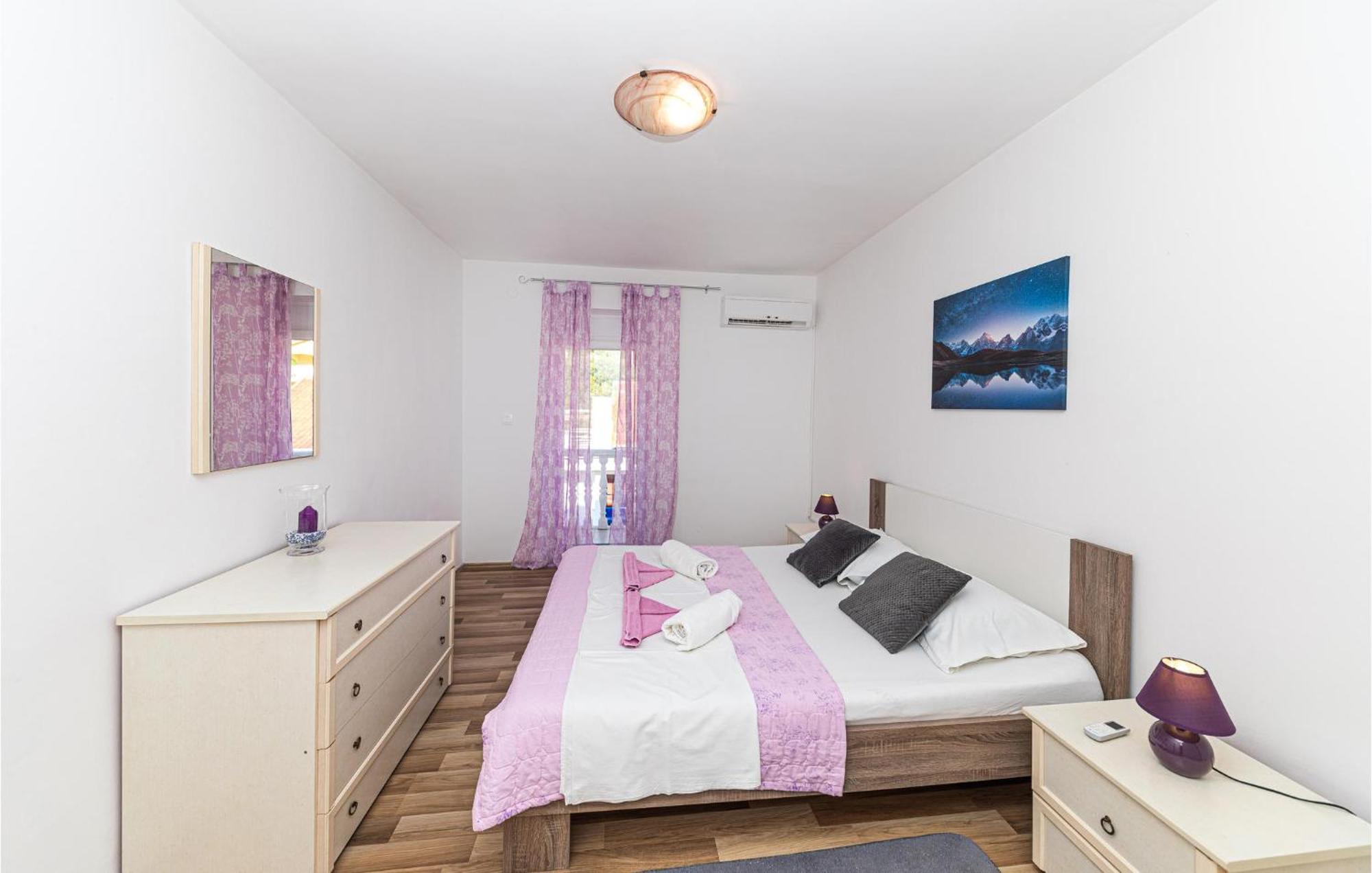 Stunning Home In Marina With Heated Swimming Pool Esterno foto