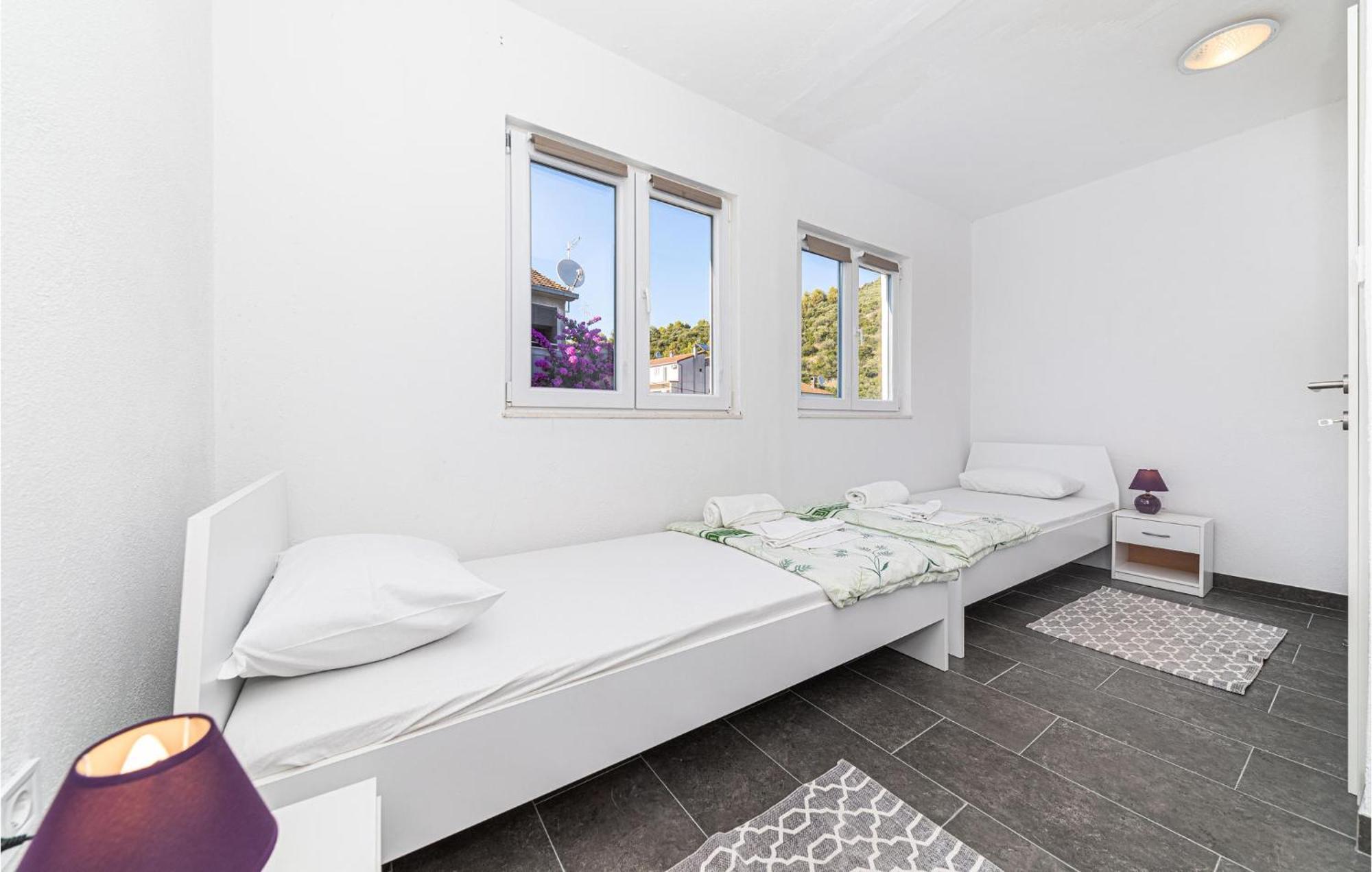 Stunning Home In Marina With Heated Swimming Pool Esterno foto
