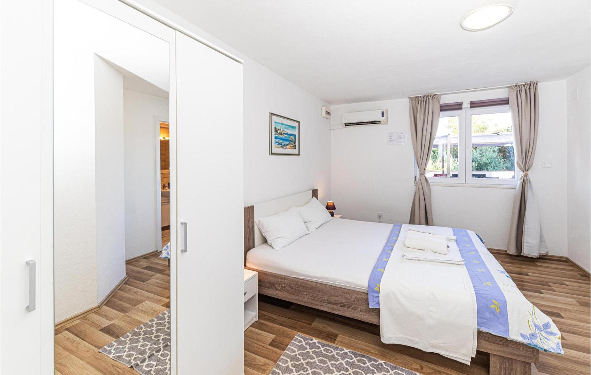 Stunning Home In Marina With Heated Swimming Pool Esterno foto